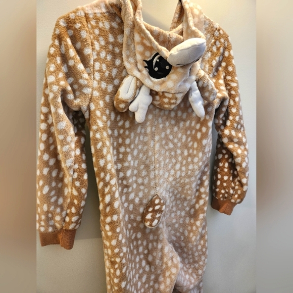 Youth Size M (10-12) Fleece Deer Onesie Winter, Beige/White with Cap - Picture 4 of 12